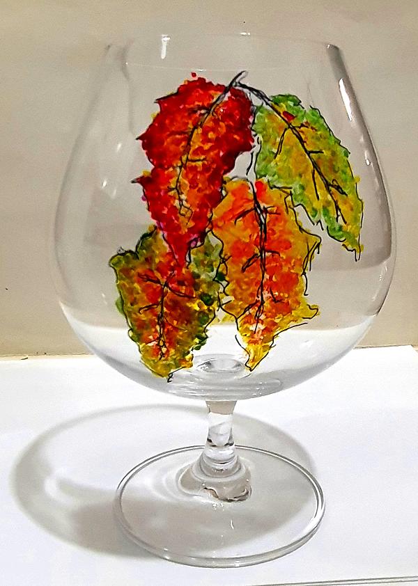 Painting on glass goblet 1. Autumn Leaves-1
